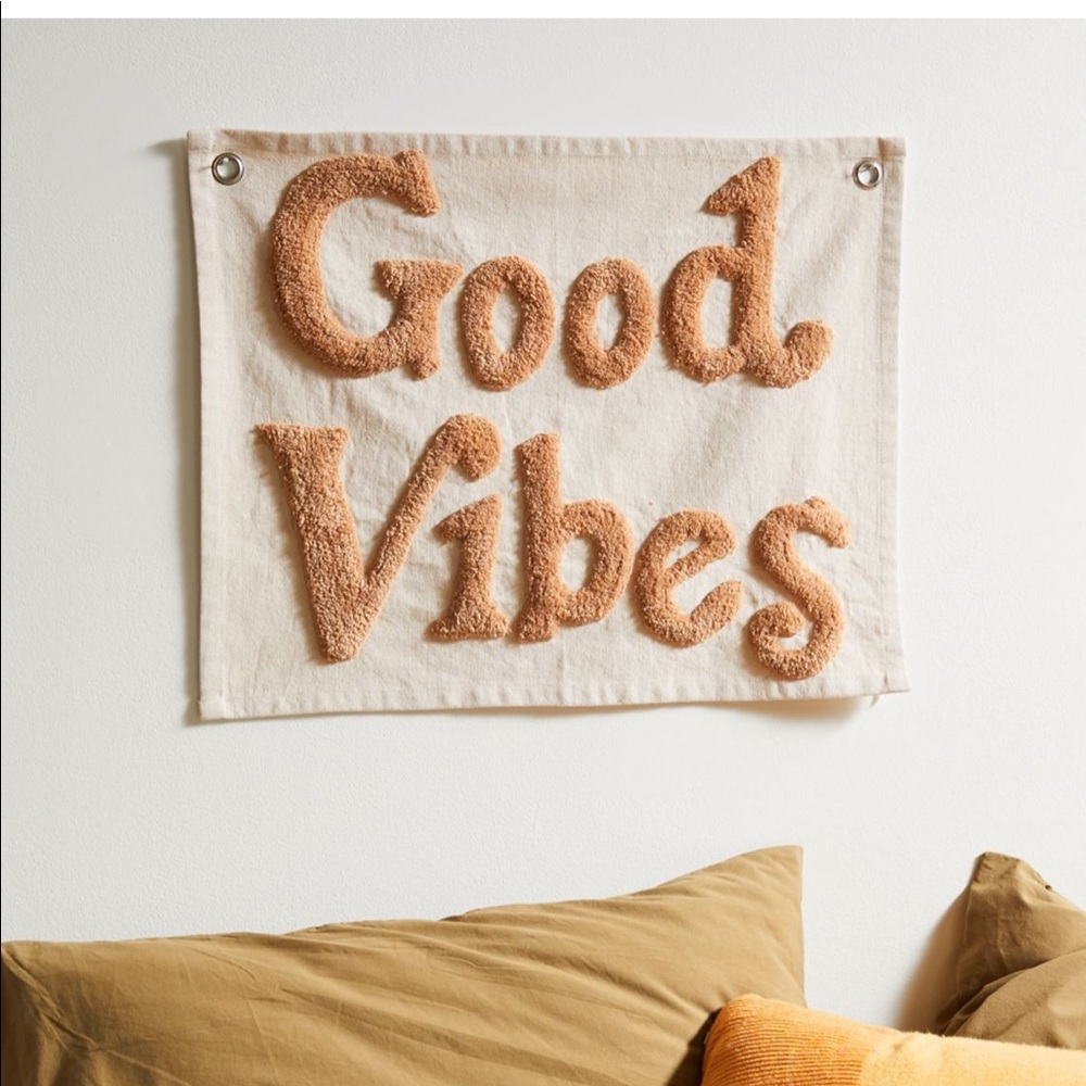 Urban Outfitters Good Vibes tufted banner